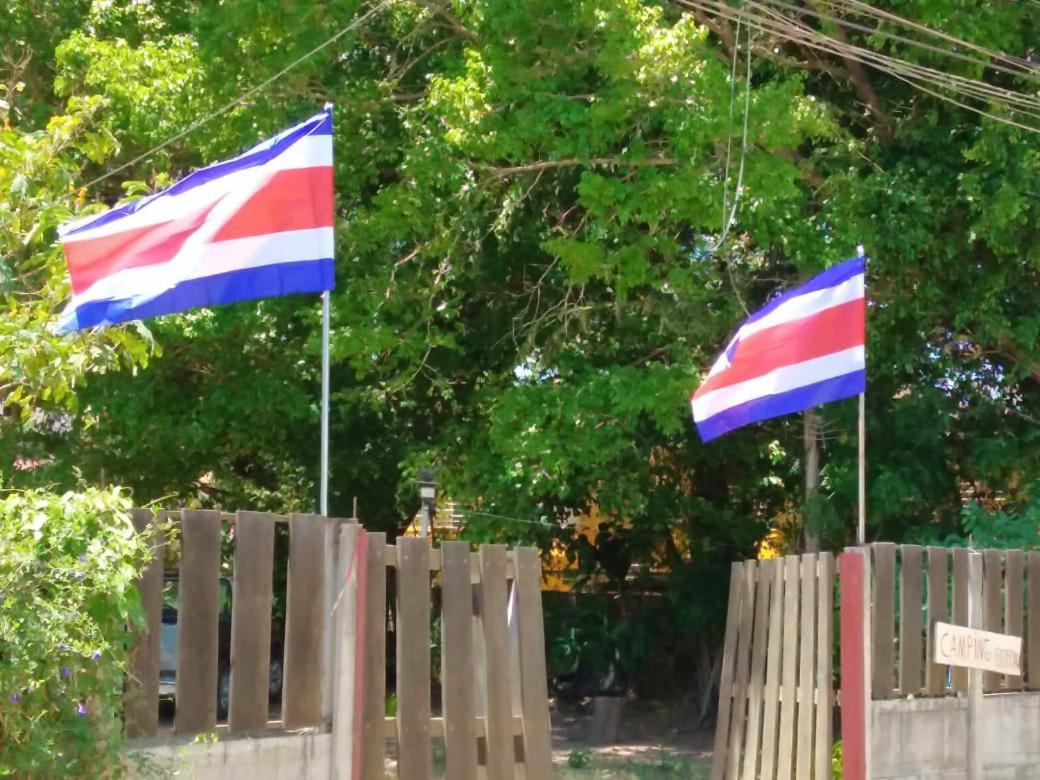 Hospedaje Combi Dream Bird Apartment Playas del Coco ภายนอก รูปภาพ