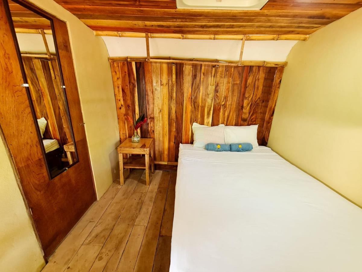 Hospedaje Combi Dream Bird Apartment Playas del Coco ภายนอก รูปภาพ